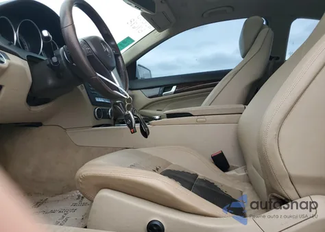 2015 Mercedes-Benz C 250 from USA, damaged, VIN WDDGJ4HB6FG367998